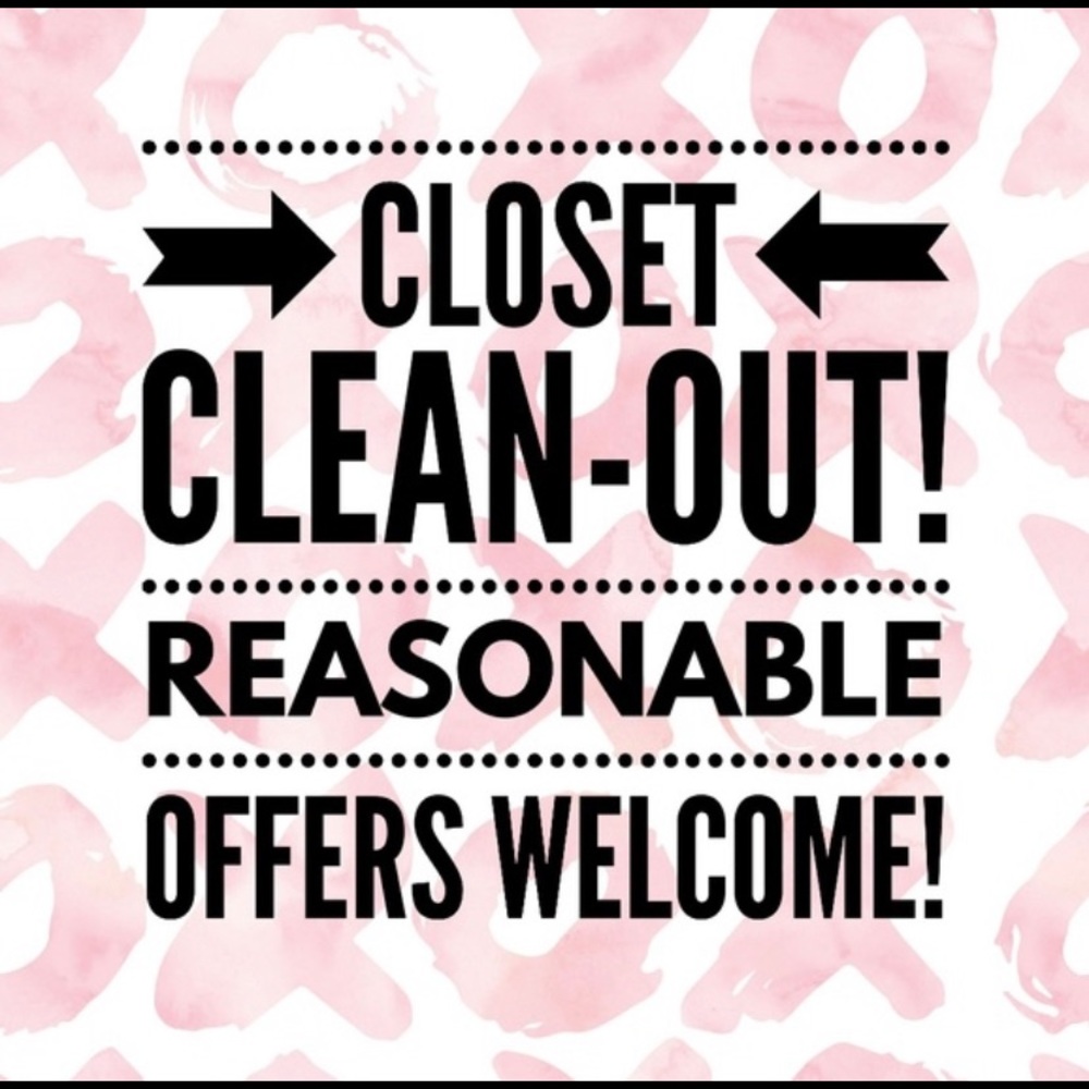 Welcome reasonable offers💕